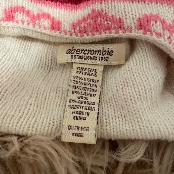 Abercrombie and Fitch Beanie Vintage (I Think) - Picture 5 of 8